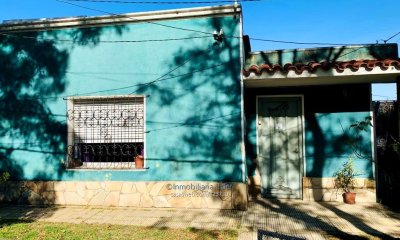 Dos Casas En El Mismo Padrón En Sayago. Con Potencial