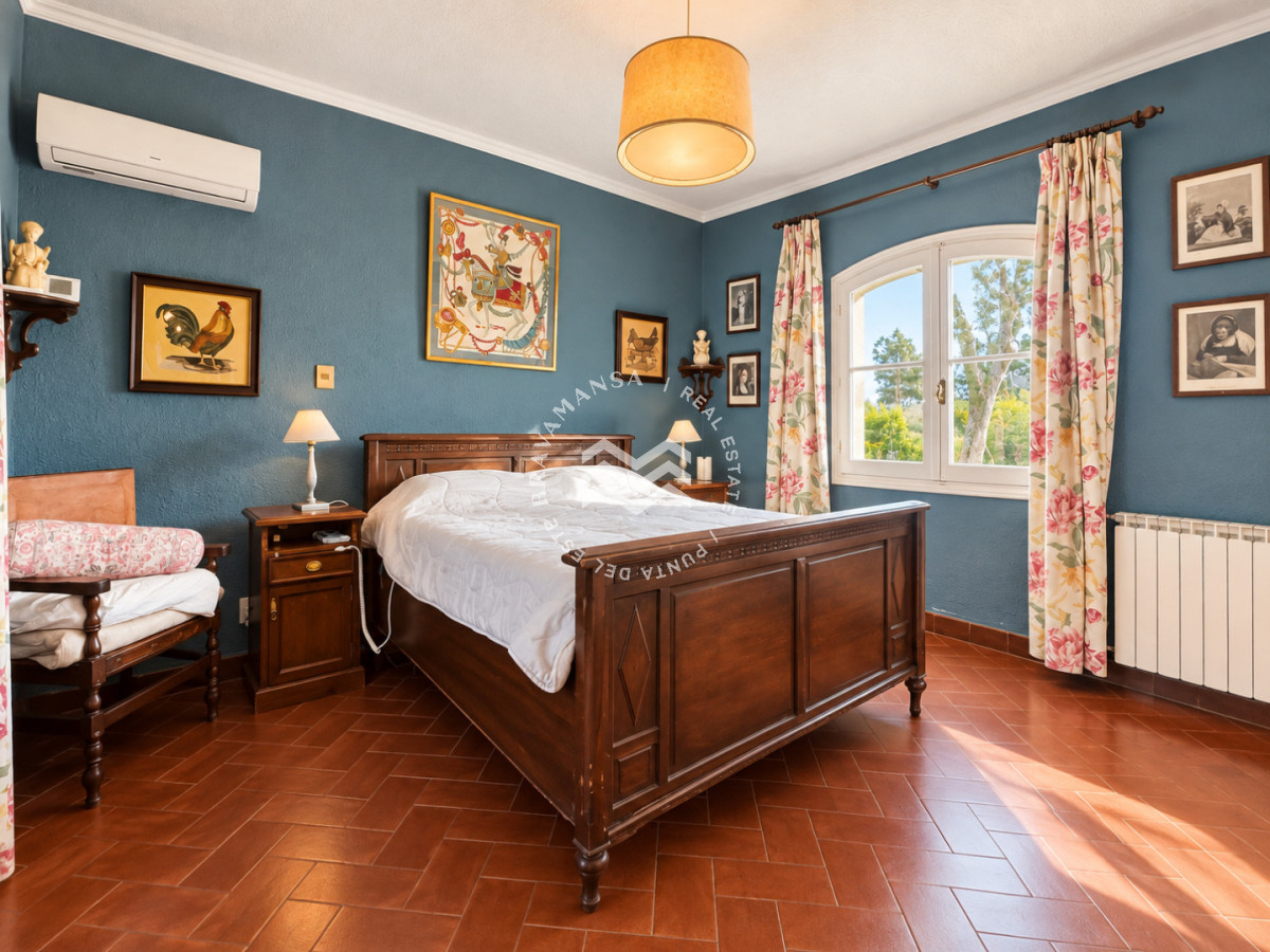 Casa ID.951 - Casa en venta playa mansa Punta del Este 
