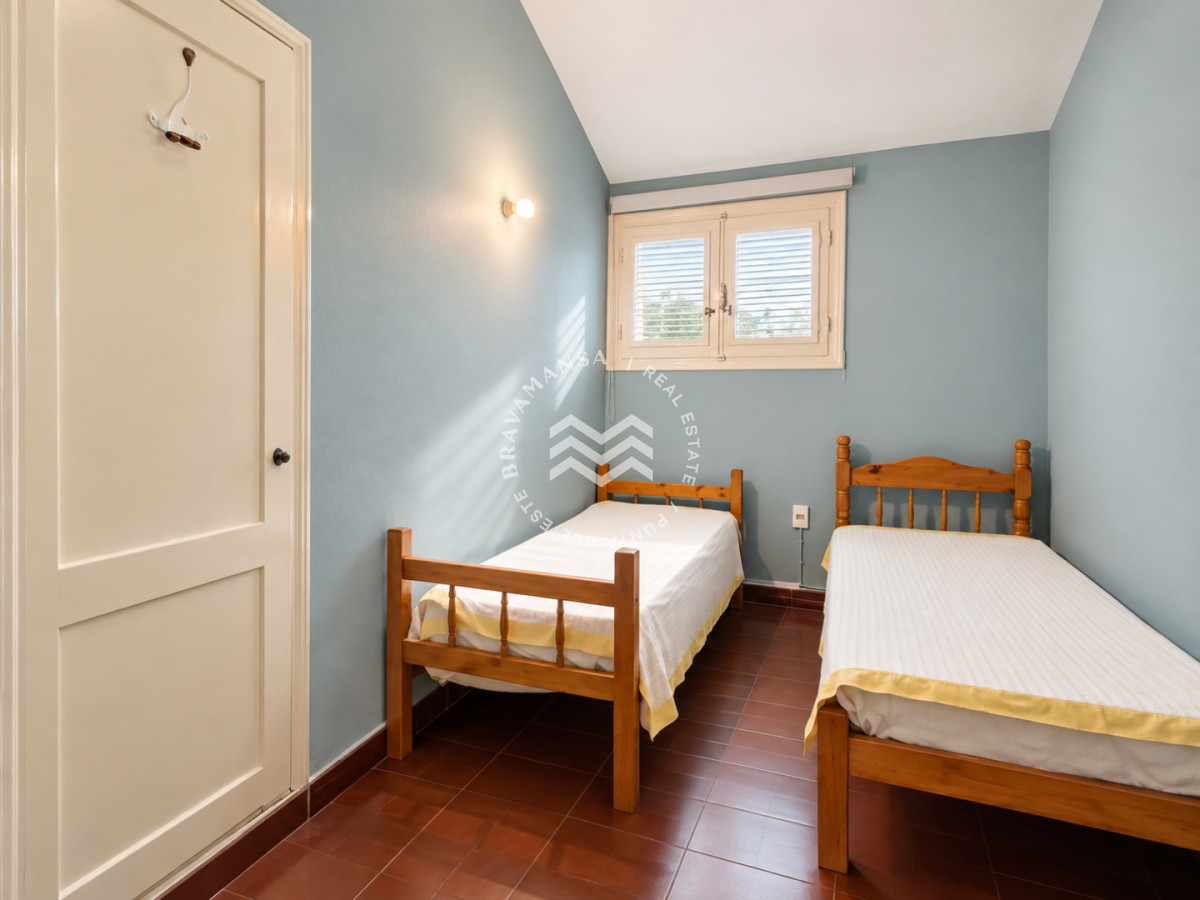 Casa ID.951 - Casa en venta playa mansa Punta del Este 