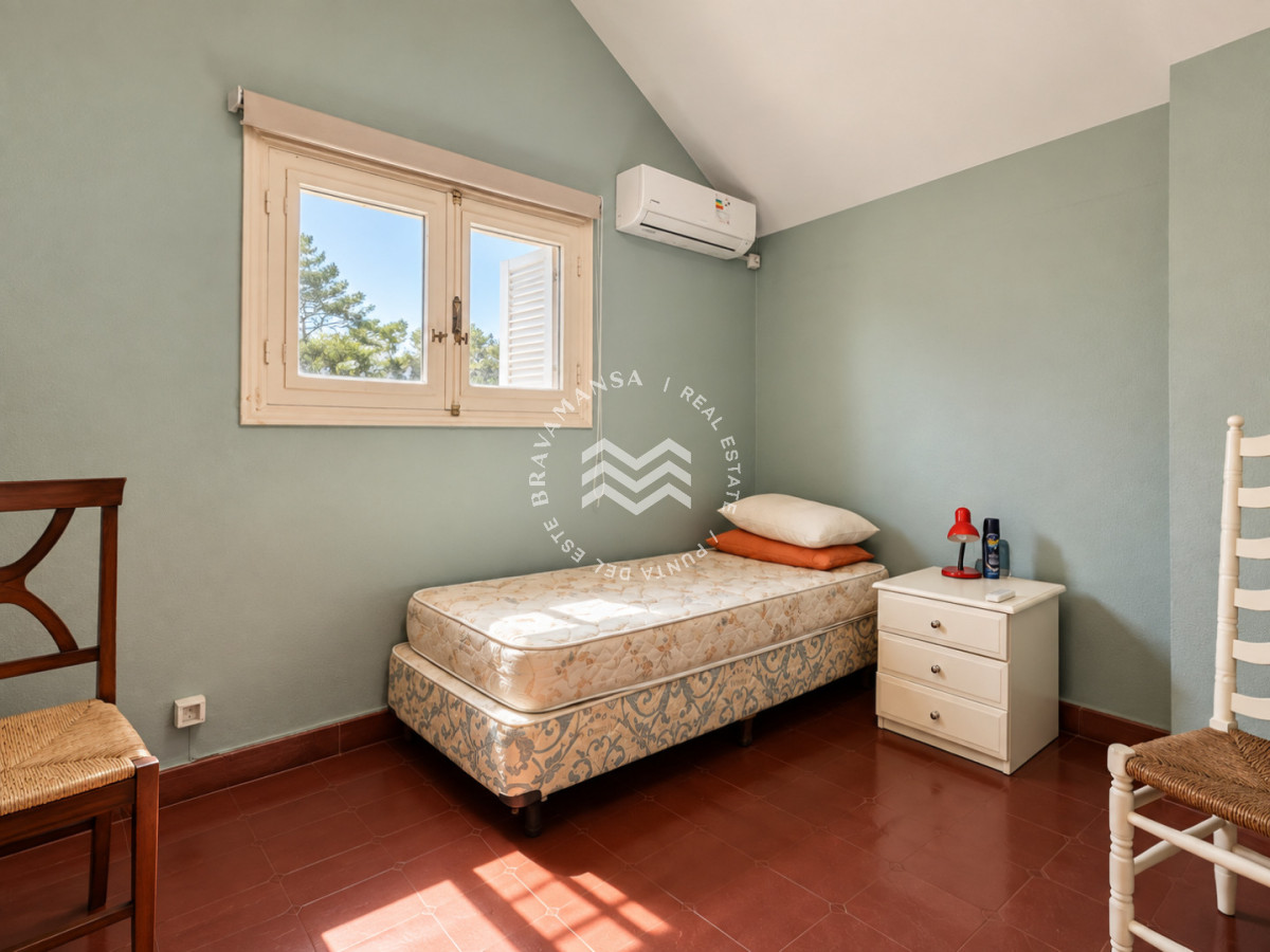 Casa ID.951 - Casa en venta playa mansa Punta del Este 