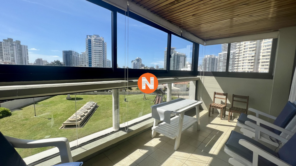 Apartamento Ref.225363 - Apartamento en venta 2 dormitorios Parquemar center