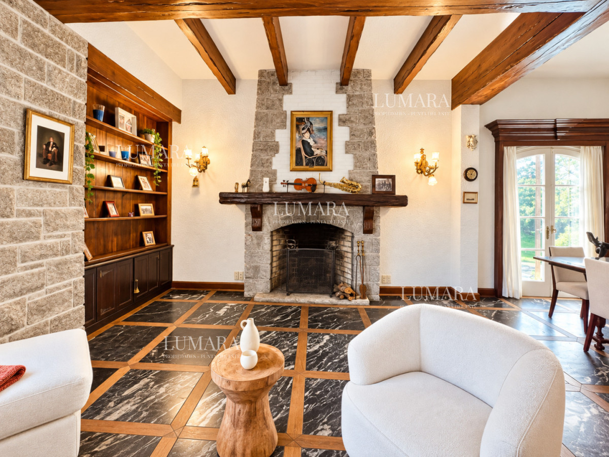 Casa ID.3999 - Casa en venta playa mansa Punta del Este 