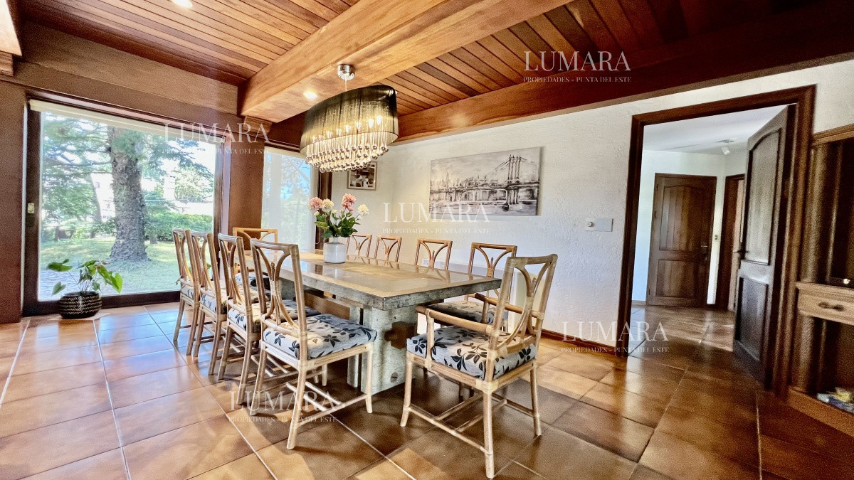 Casa ID.3998 - Casa punta del este playa mansa con piscina 