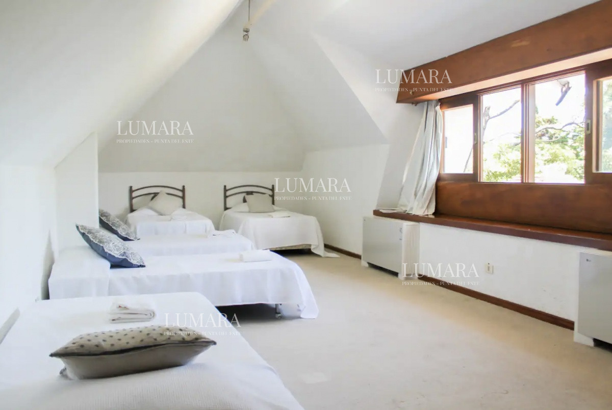 Casa ID.3998 - Casa punta del este playa mansa con piscina 