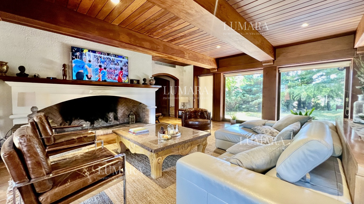 Casa ID.3998 - Casa punta del este playa mansa con piscina 