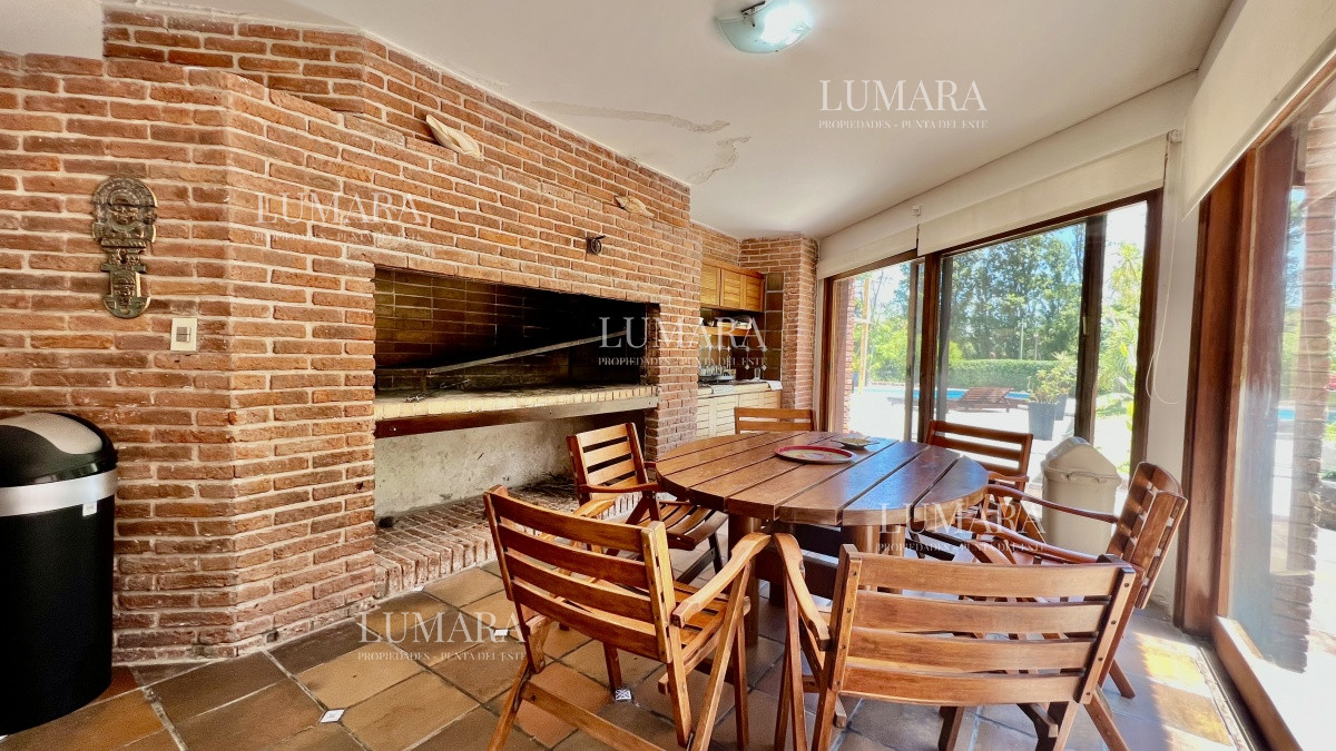 Casa ID.3998 - Casa punta del este playa mansa con piscina 