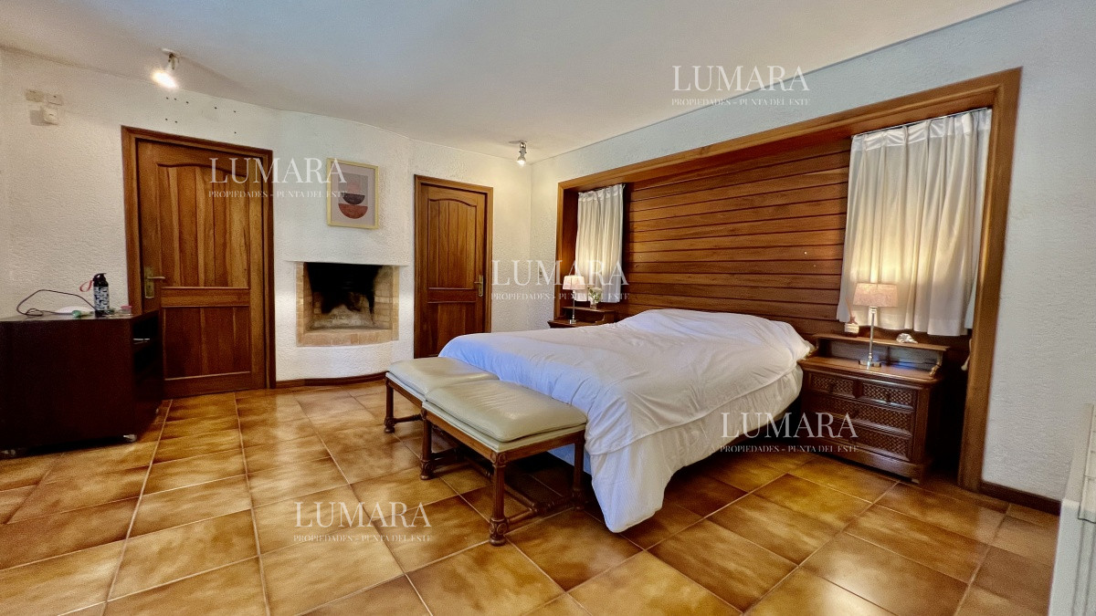 Casa ID.3998 - Casa punta del este playa mansa con piscina 