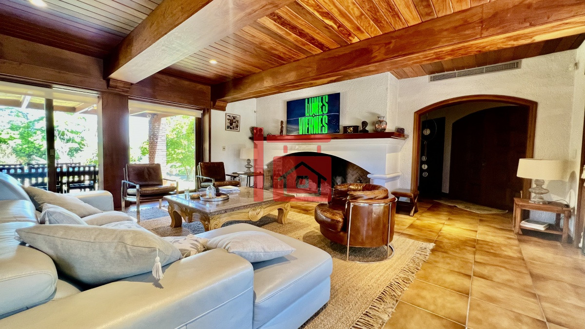 Casa ID.1507 - Casa punta del este playa mansa con piscina 