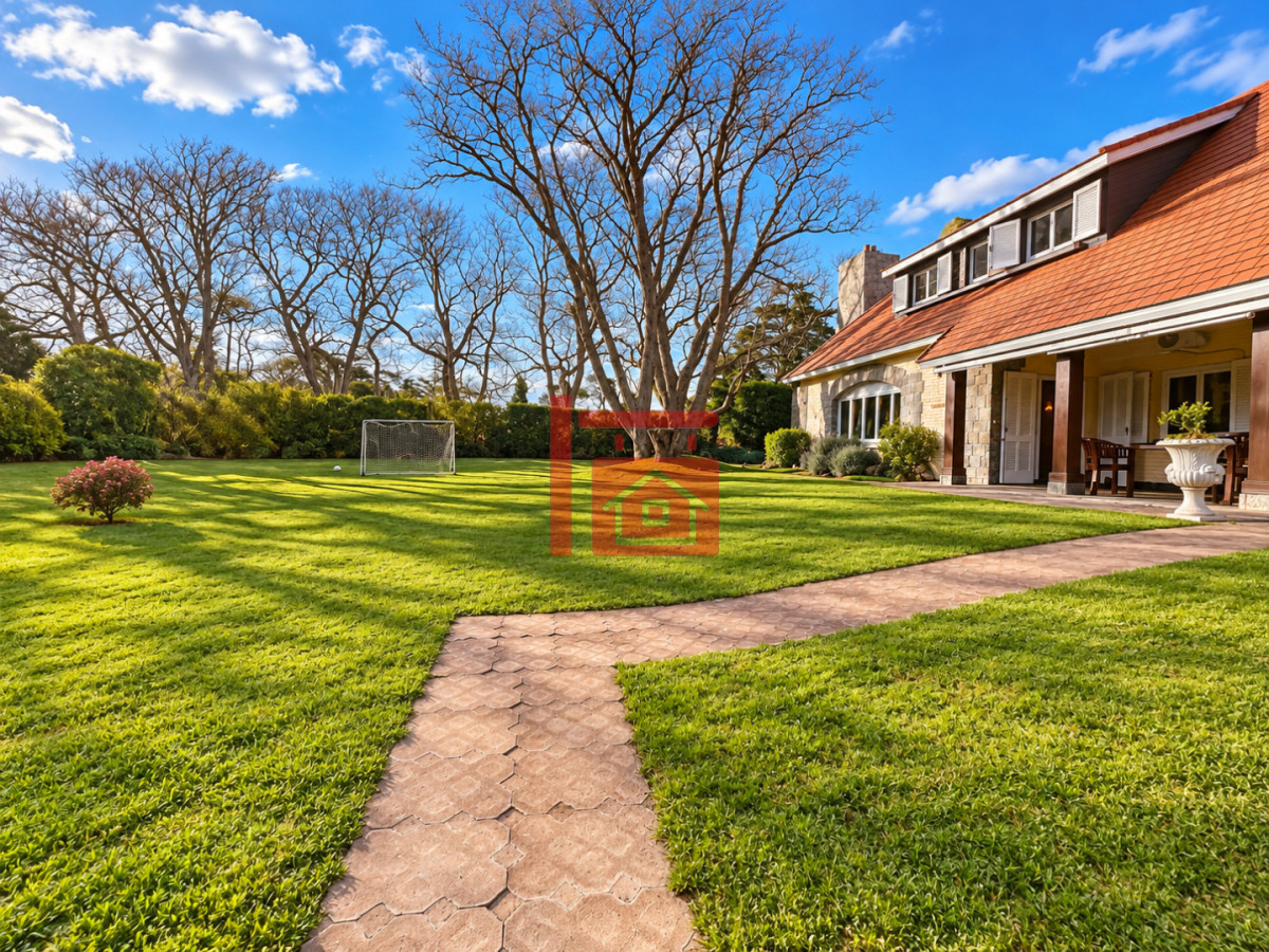 Casa ID.1508 - Casa en venta playa mansa Punta del Este 