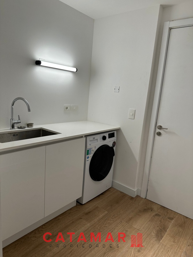 Apartamento ID.595 - Departamento de dos dormitorios en suite y toilette Trump Tower Playa Brava Punta del Este Uruguay