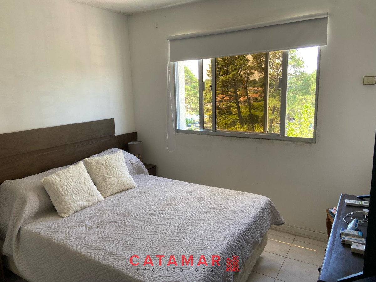 Apartamento ID.594 - Venta departamento torre Vivaldi punta del este