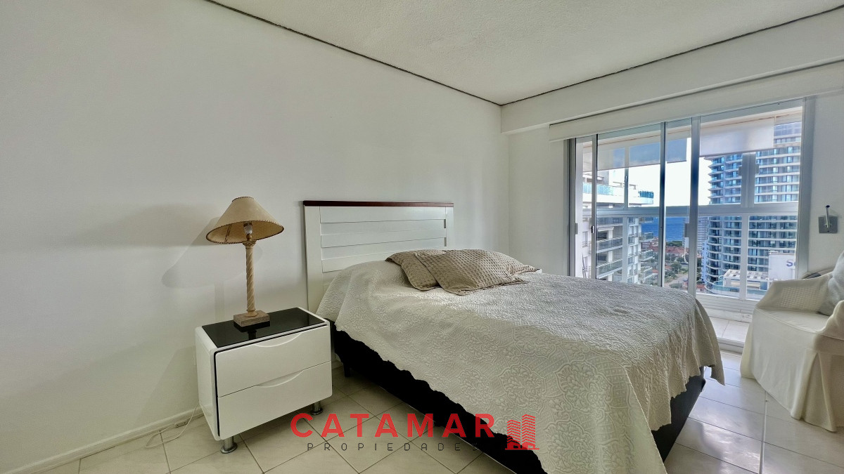 Apartamento ID.771 - Departamento un dormitorio y medio Edificio Long Beach Punta del Este