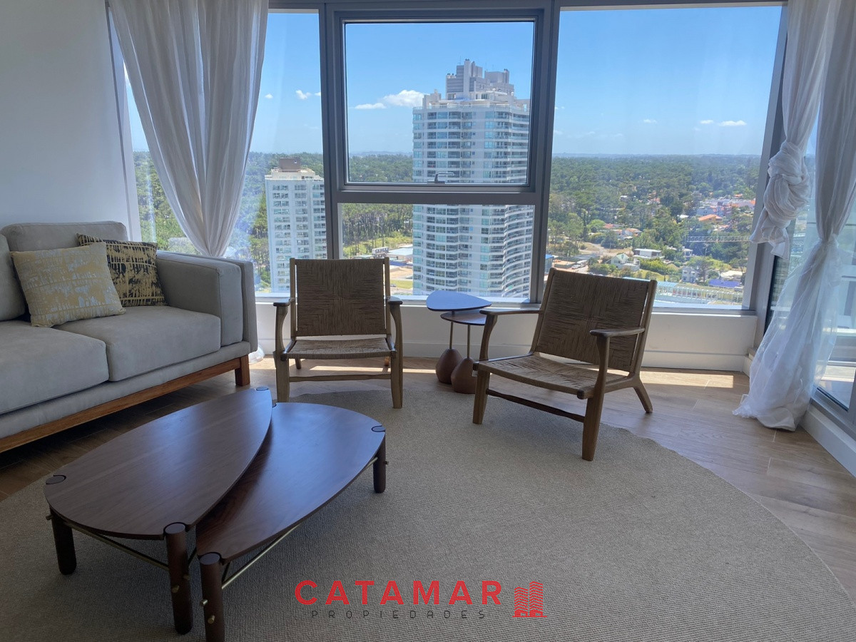 Apartamento ID.595 - Departamento de dos dormitorios en suite y toilette Trump Tower Playa Brava Punta del Este Uruguay