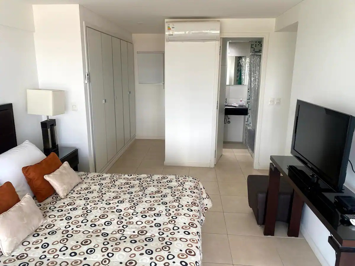 Apartamento ID.673 - Departamento tres dormitorios Torre del Mar Playa Mansa Punta del Este