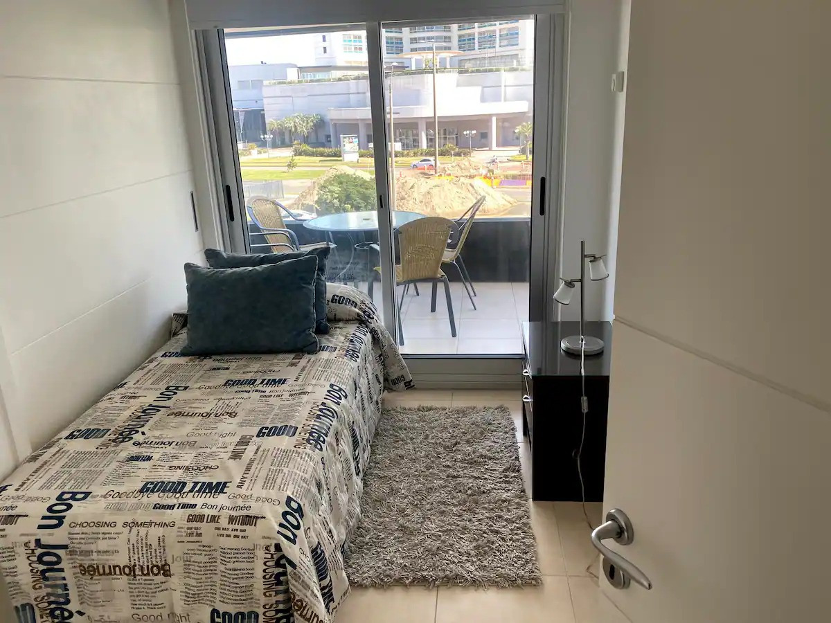Apartamento ID.673 - Departamento tres dormitorios Torre del Mar Playa Mansa Punta del Este