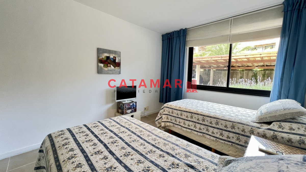 Apartamento ID.509 - Alquiler departamento Quartier Punta Ballena dos dormitorio terraza al mar Punta ballena Punta del Este