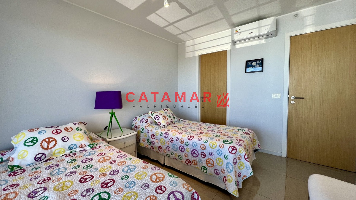 Apartamento ID.480 - Departamento Alexander Collection de tres dormitorios habitación de servicio Punta del Este Playa Mansa