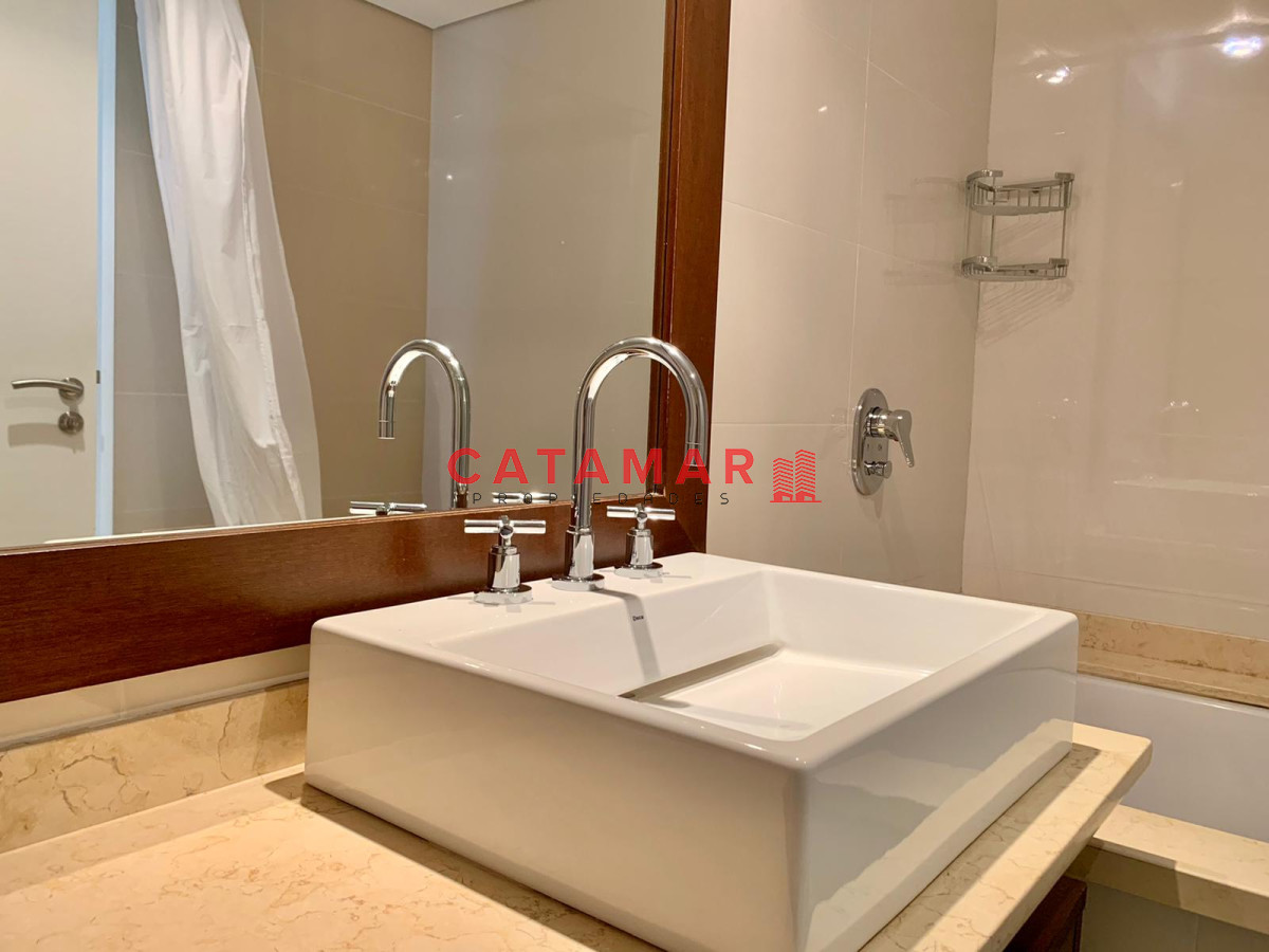 Apartamento ID.498 - Departamento primera linea punta del este tres dormitorios Aquarela  Punta del este 