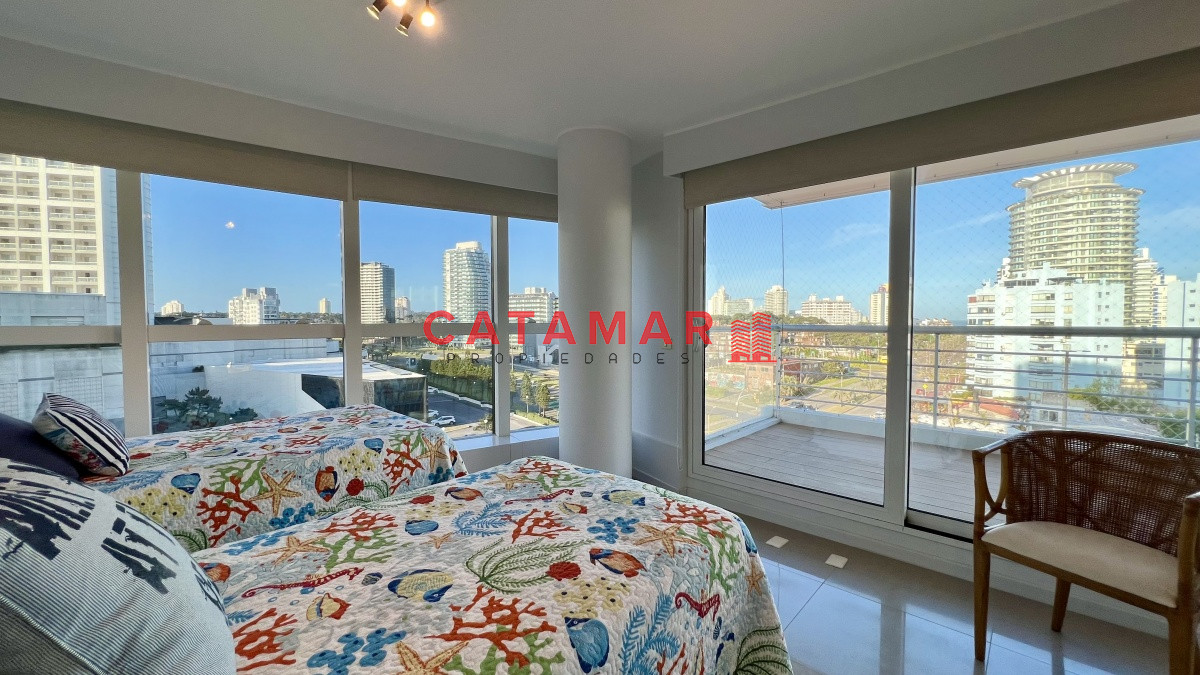 Apartamento ID.481 - Departamento en Alexander Collection de tres dormitorios mas habitación de servicio Punta del Este Playa Mansa