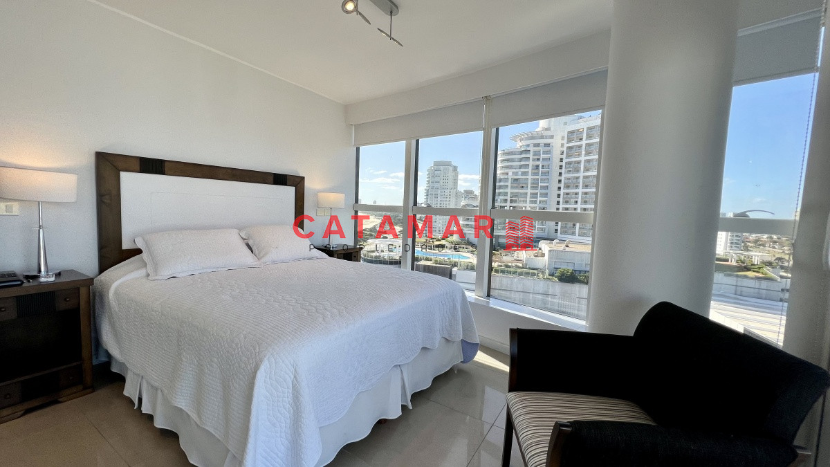 Apartamento ID.480 - Departamento Alexander Collection de tres dormitorios habitación de servicio Punta del Este Playa Mansa