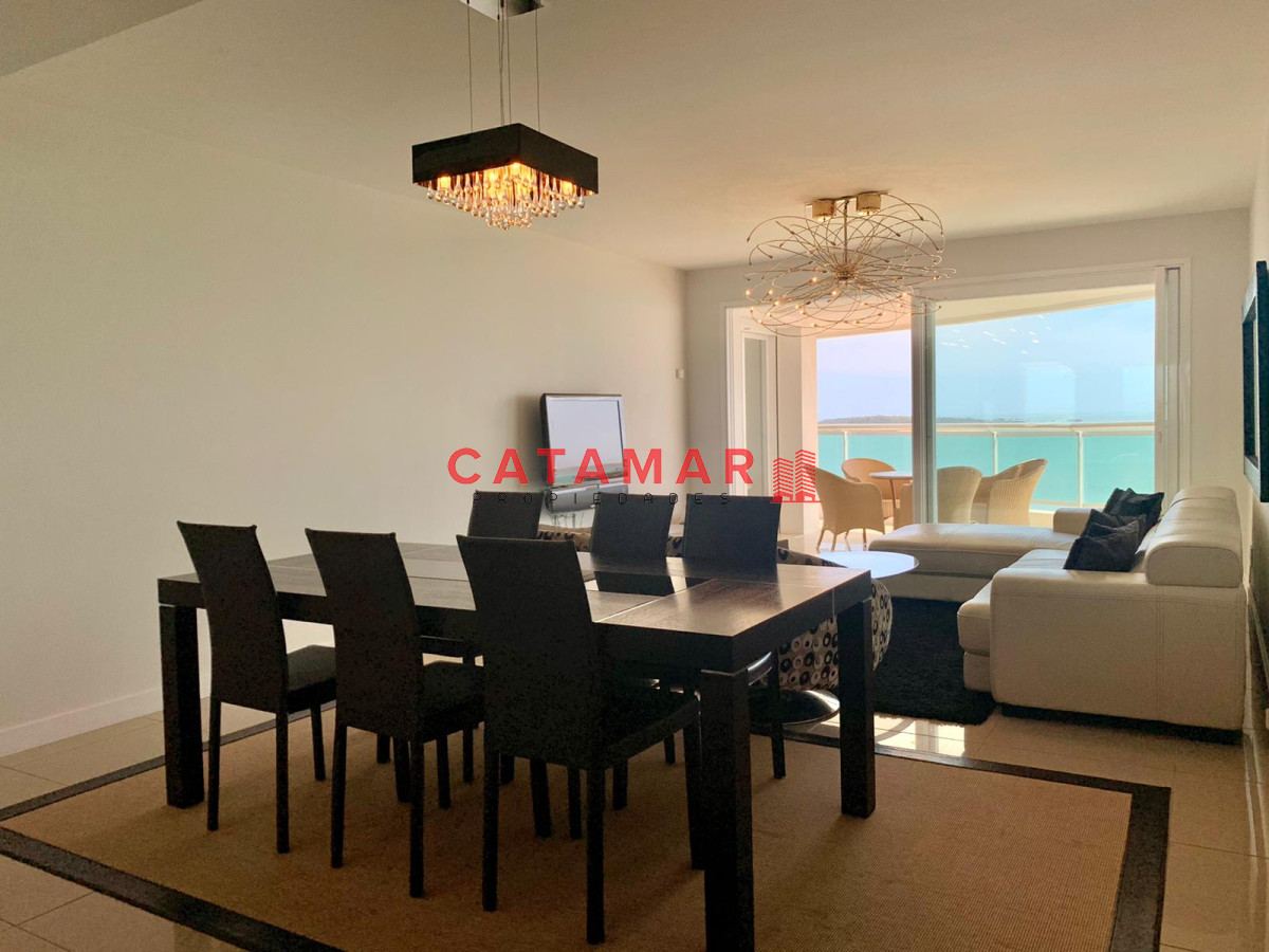 Apartamento ID.498 - Departamento primera linea punta del este tres dormitorios Aquarela  Punta del este 