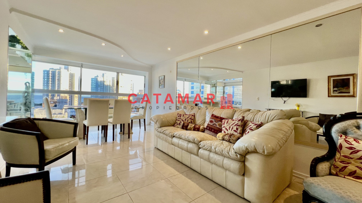 Apartamento ID.754 - Apartamento en venta Punta del este 2 dormitorios Long Beach
