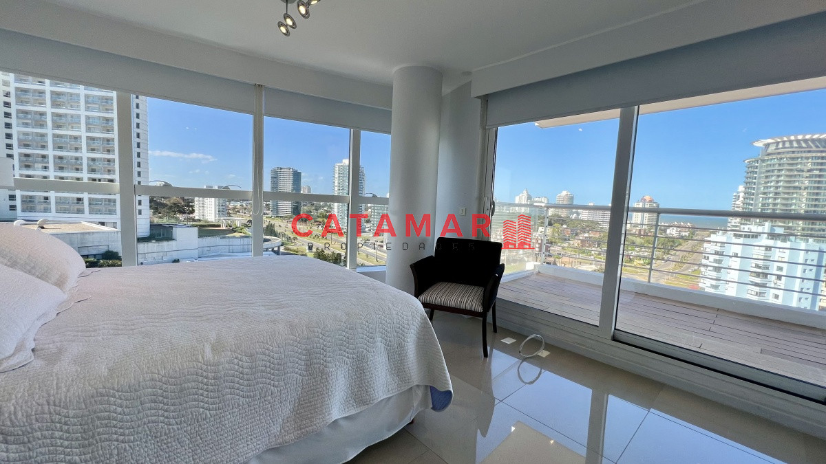 Apartamento ID.480 - Departamento Alexander Collection de tres dormitorios habitación de servicio Punta del Este Playa Mansa