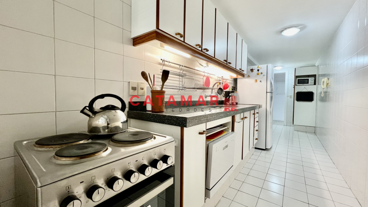 Apartamento ID.754 - Apartamento en venta Punta del este 2 dormitorios Long Beach