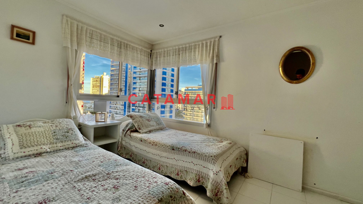 Apartamento ID.754 - Apartamento en venta Punta del este 2 dormitorios Long Beach