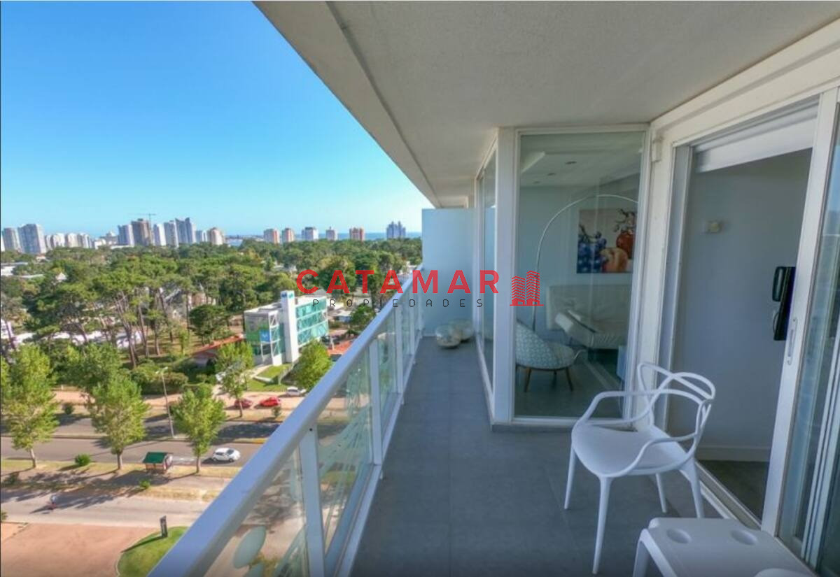 Apartamento ID.623 - Departamento piso alto Torre Yoo un dormitorio un baño Roosevelt Punta del Este