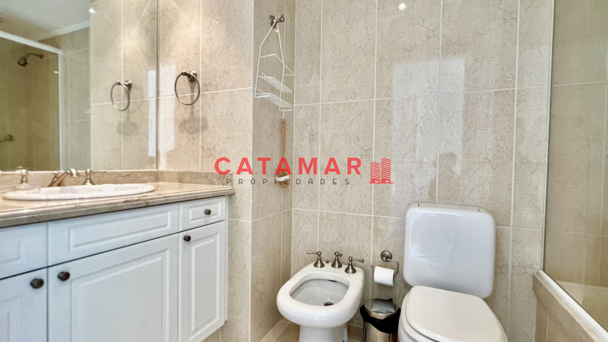 Apartamento ID.742 - Apartamento primera linea playa mansa Le Jardin en venta