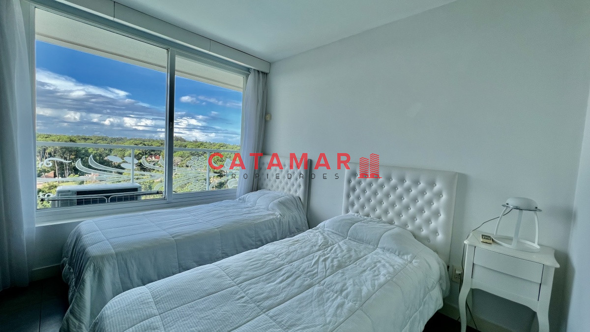 Apartamento ID.631 - Departamento Torre Yoo dos dormitorios dos baños Roosevelt Punta del Este