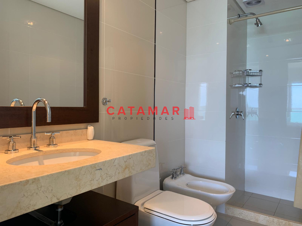 Apartamento ID.498 - Departamento primera linea punta del este tres dormitorios Aquarela  Punta del este 