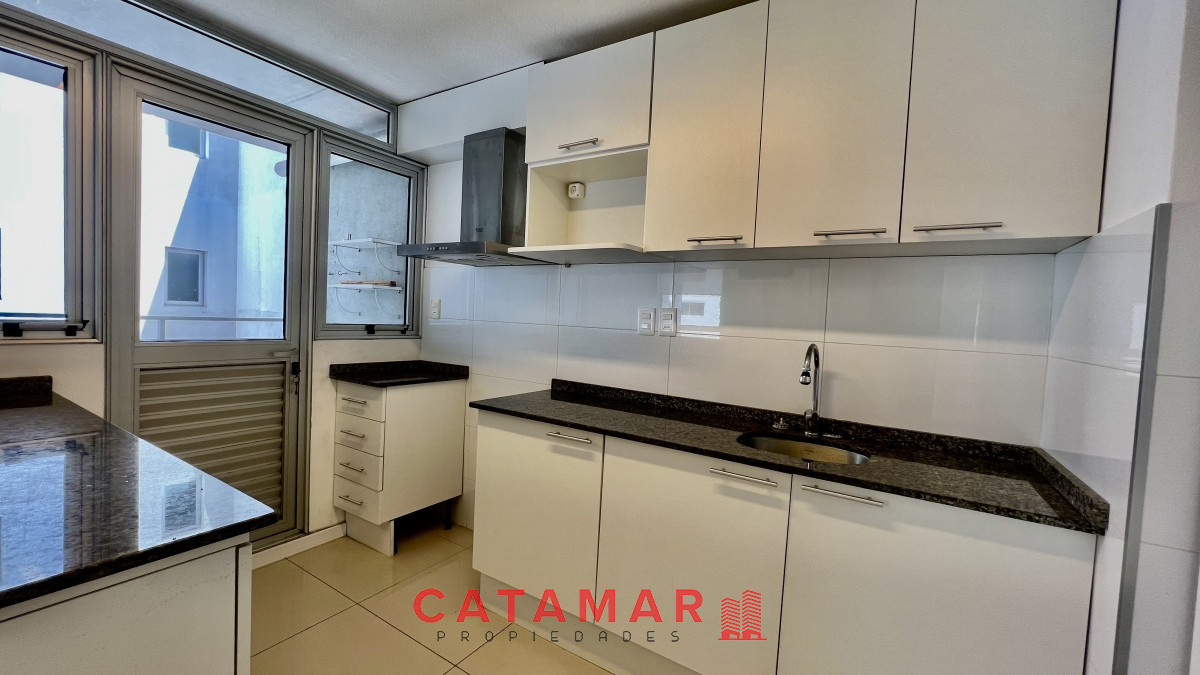 Apartamento ID.214 - Apartamento en venta torres cardinal
