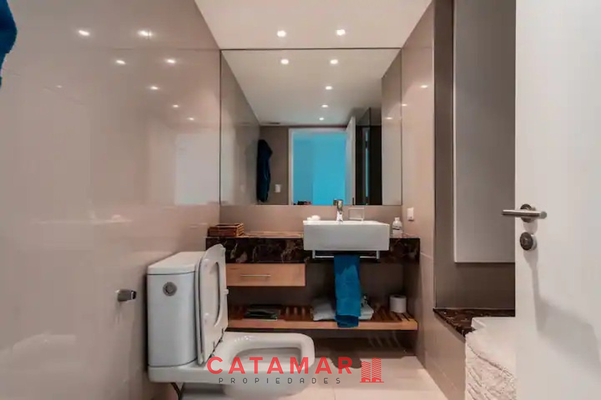 Apartamento ID.654 - Departamento Tiburon de tres dormitorios mas dependencia Playa Brava Punta del Este