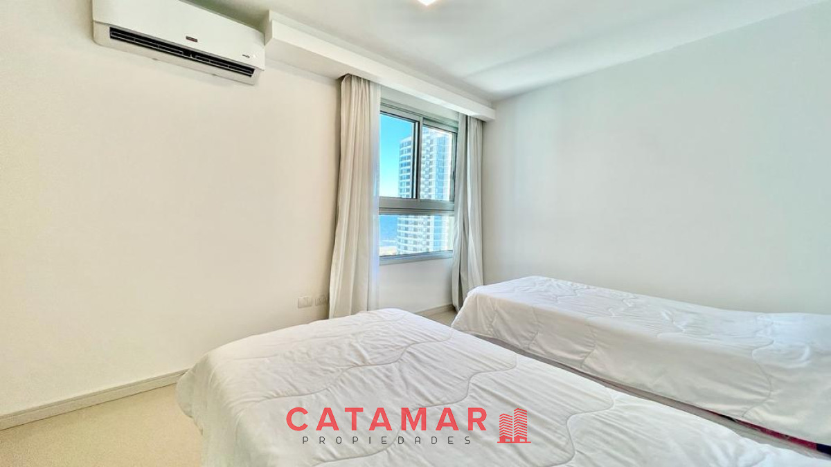 Apartamento ID.437 - Departamento tres dormitorios en Playa Brava Punta del Este