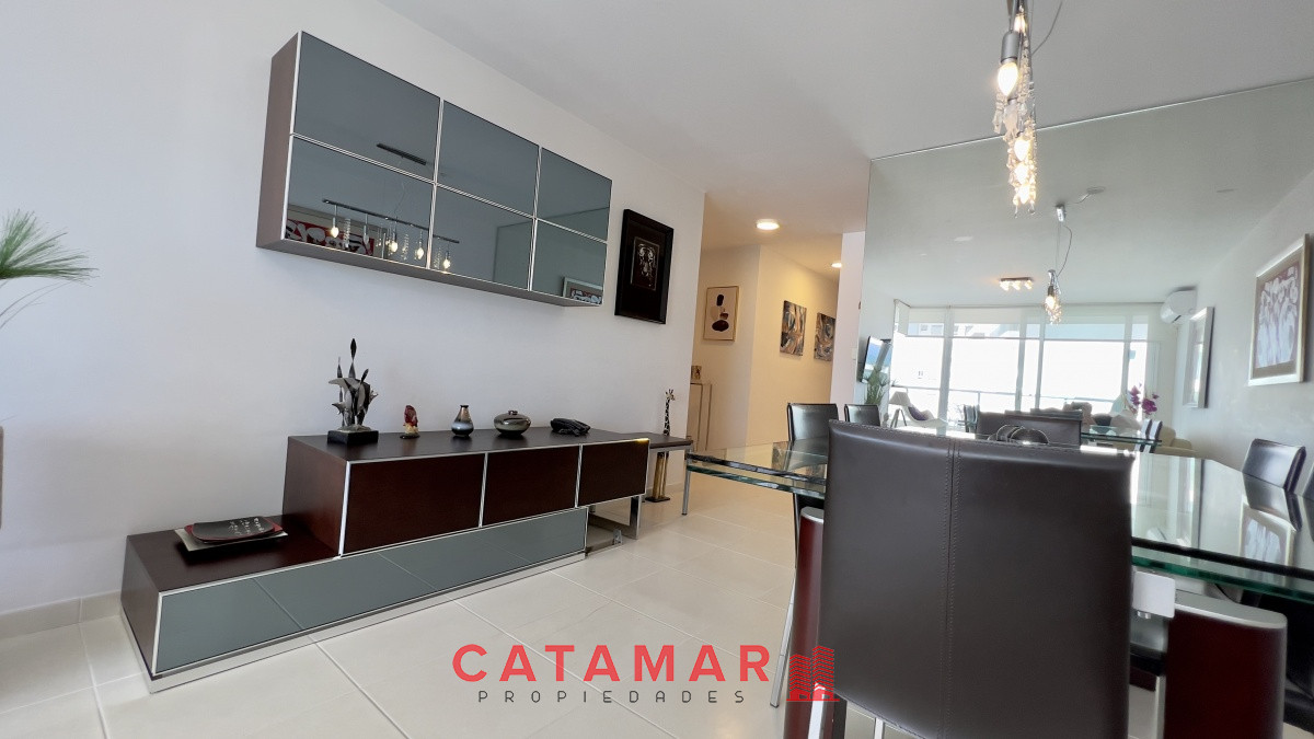Apartamento ID.548 - Departamento dos dormitorios playa mansa Season Tower punta del este