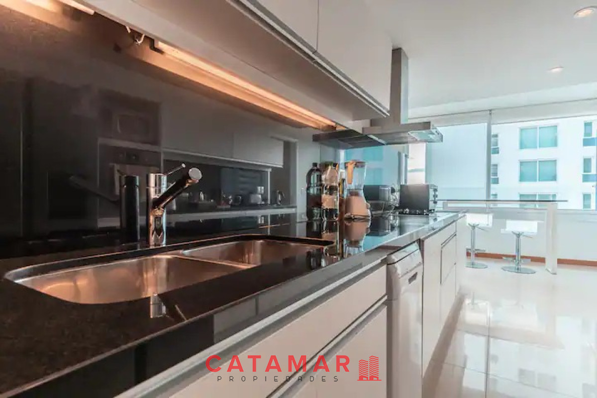 Apartamento ID.654 - Departamento Tiburon de tres dormitorios mas dependencia Playa Brava Punta del Este