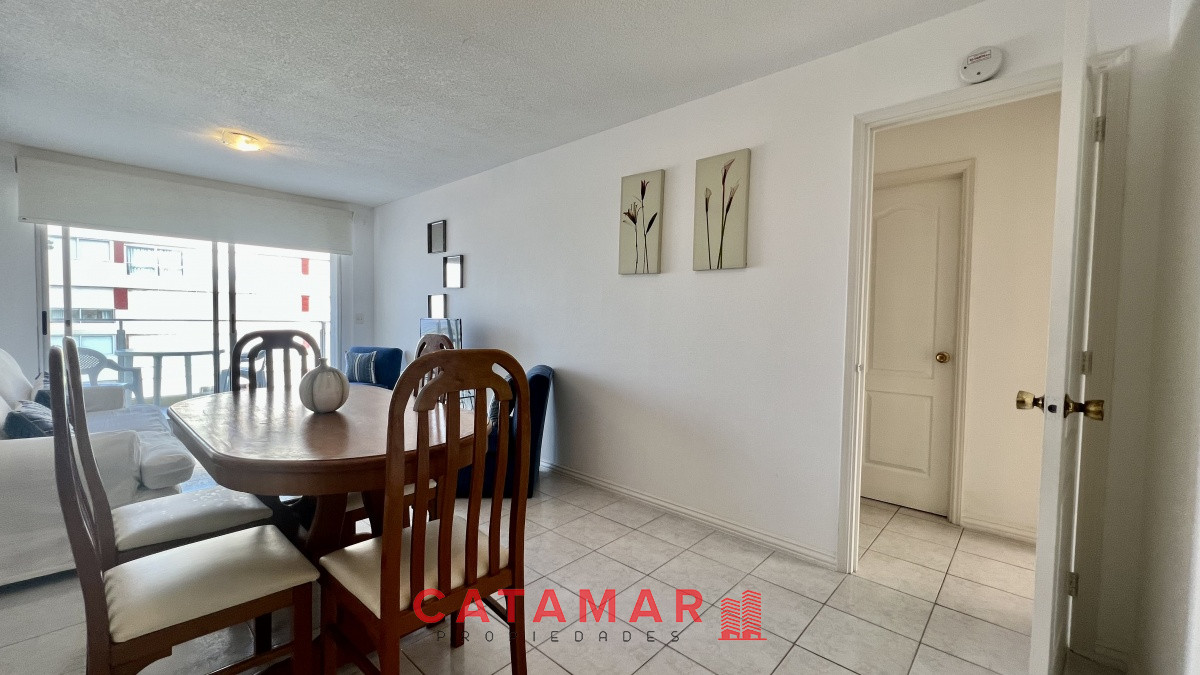 Apartamento ID.427 - Venta departamento dos dormitorios punta del este playa brava