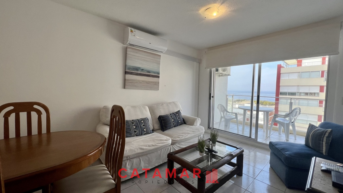 Apartamento ID.427 - Venta departamento dos dormitorios punta del este playa brava