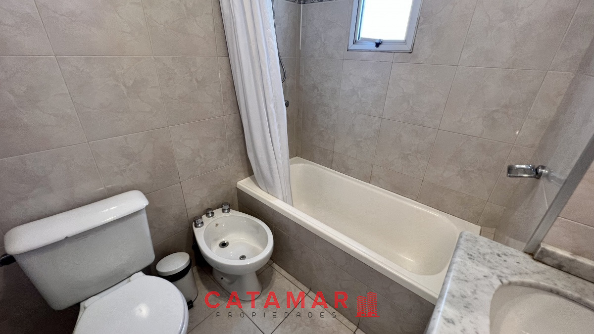 Apartamento ID.427 - Venta departamento dos dormitorios punta del este playa brava