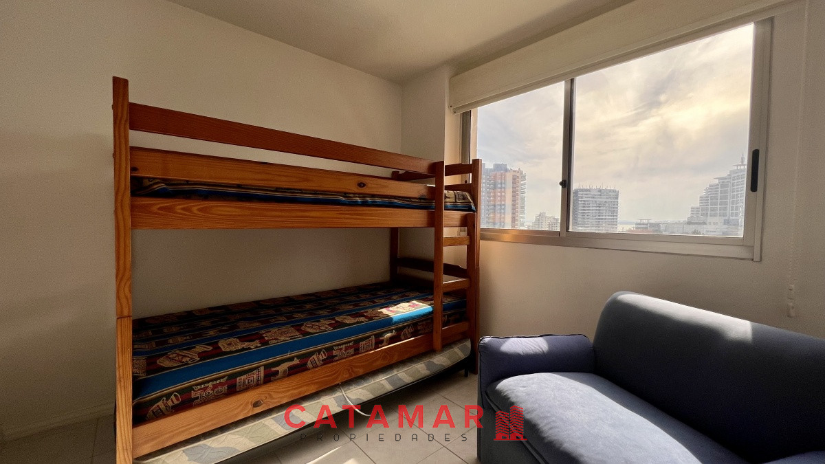 Apartamento ID.427 - Venta departamento dos dormitorios punta del este playa brava