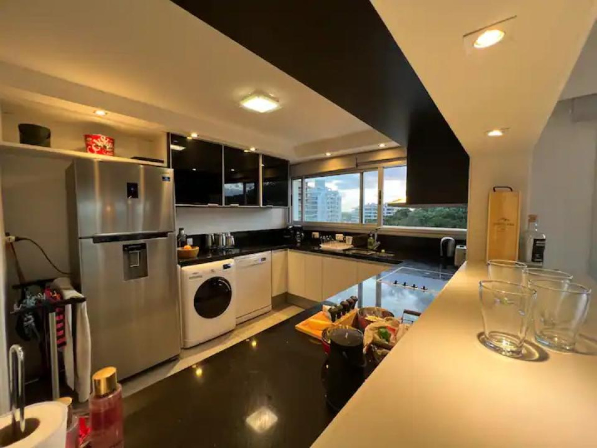 Apartamento ID.601 - Departamento amplio complejo Silente dos dormitorios dos baños Playa Brava Punta del Este