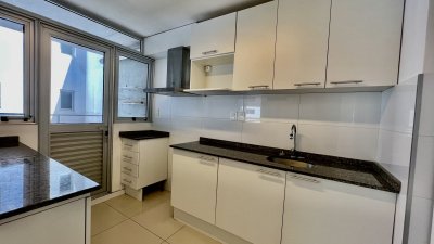 Apartamento en venta torres cardinal