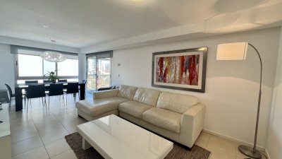 Venta departamento tres dormitorios playa mansa 