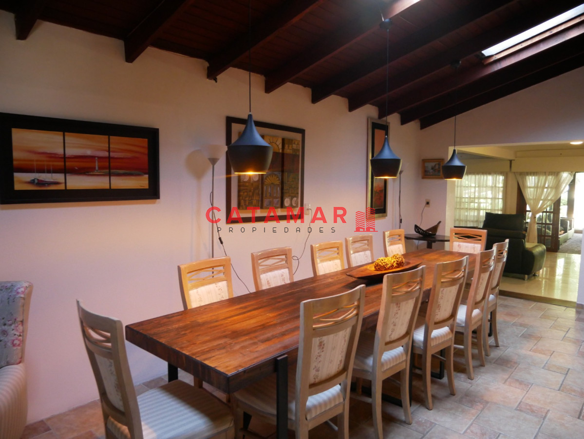 Casa ID.92 - Chalet en Club del Lago