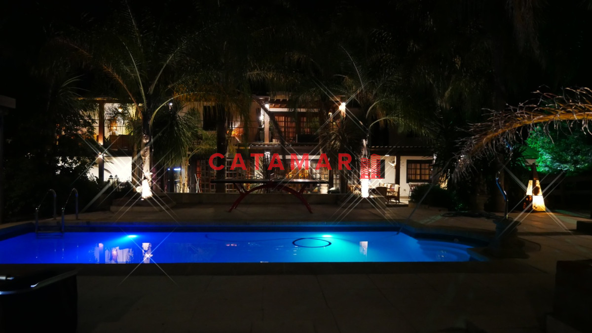 Casa ID.92 - Chalet en Club del Lago