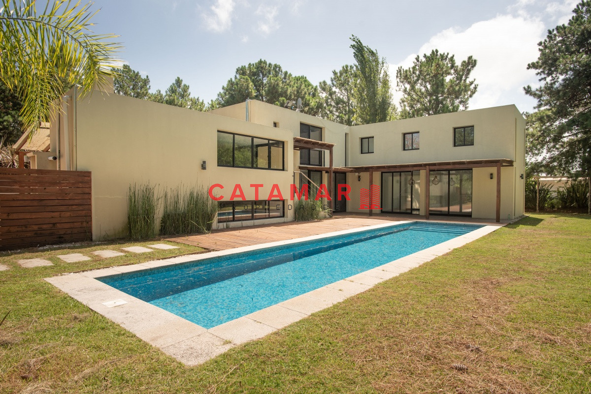 Casa ID.6 - Casa en Barrio Privado - La Residence