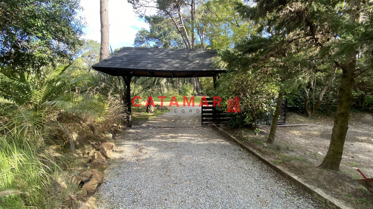 Casa ID.92 - Chalet en Club del Lago