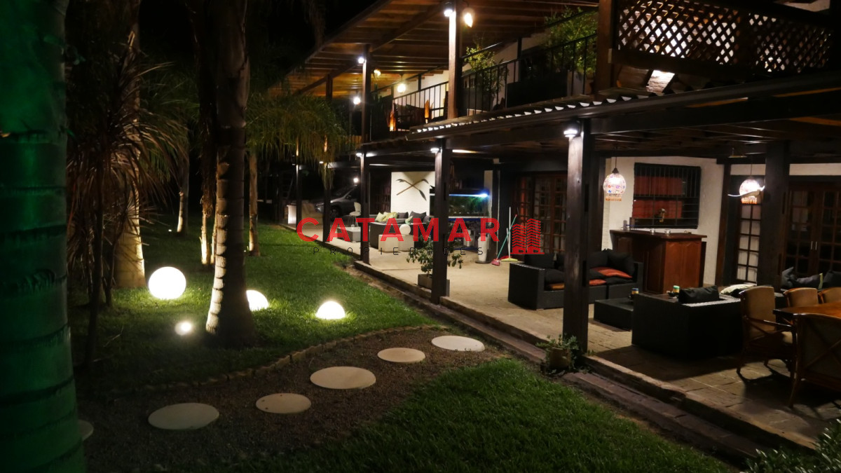 Casa ID.92 - Chalet en Club del Lago